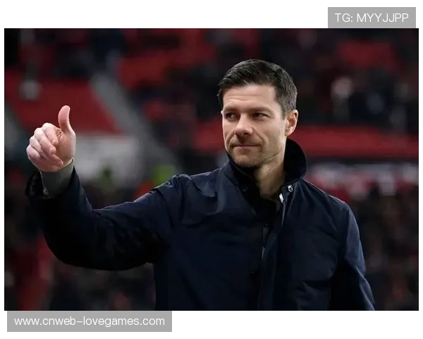 勒沃库森教练哈维·阿隆索：战术理念在欧冠高强度对抗中的实践