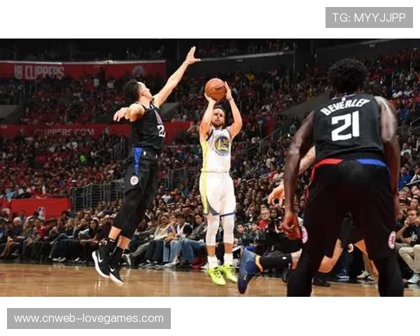 勇士传切体系面临挑战：核心伤病与战术执行效率